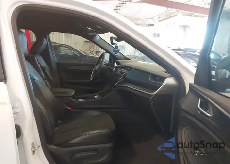 2024 Jeep Grand Cherokee Altitude X 4X4 from USA, damaged, VIN 1C4RJHAG0RC179473